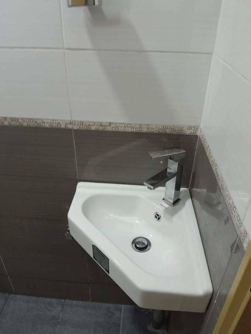 נוארה אליה Creek View Inn מראה חיצוני תמונה