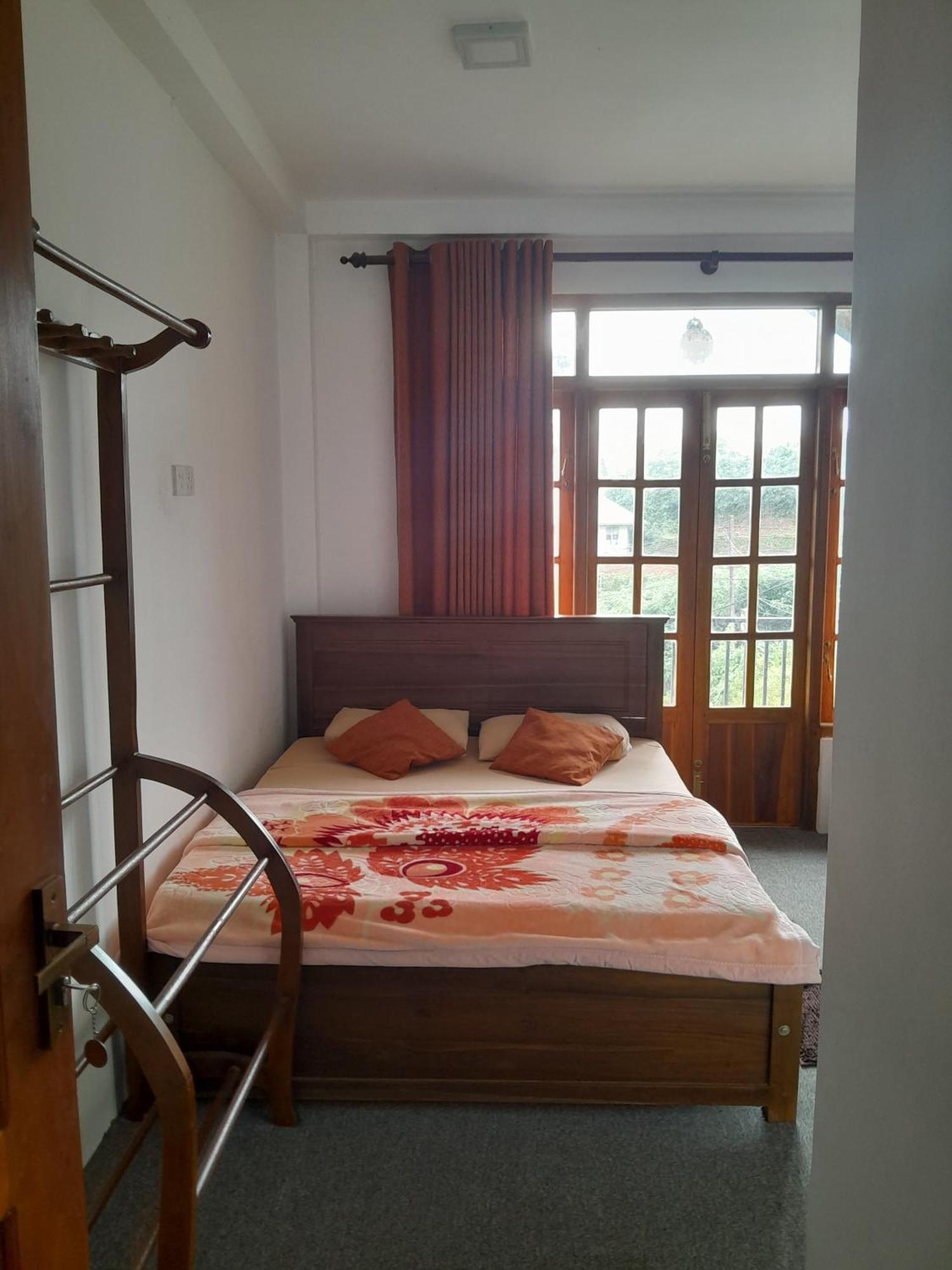 נוארה אליה Creek View Inn מראה חיצוני תמונה