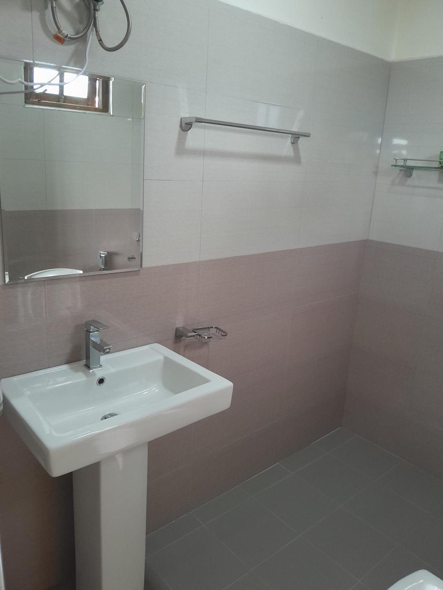 נוארה אליה Creek View Inn מראה חיצוני תמונה